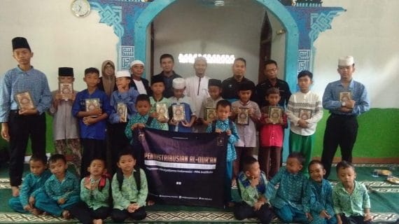 Distribusi Program infaq & Wakaf Quran Ke Santri RQ PPA Purwakarta
