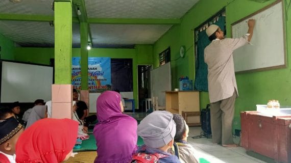 Belajar Al Quran di RQ PPA Cianjur
