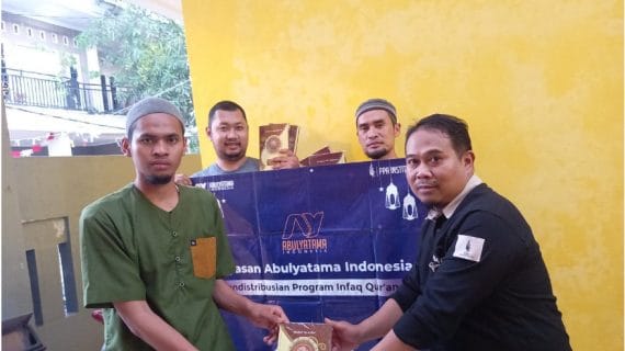 Distribusi Mushaf Qur’an ke RQ PPA Karawang