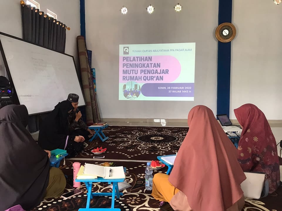 Pelatihan Peningkatan Mutu Pengajar RQ PPA Pagar Alam