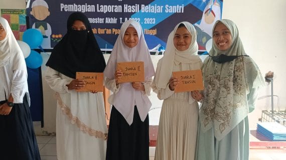 Pengukuhan santri tahfidz Juz 30
