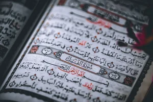 Dampak Positif Al-Qur’an dalam Kehidupan Sehari-hari