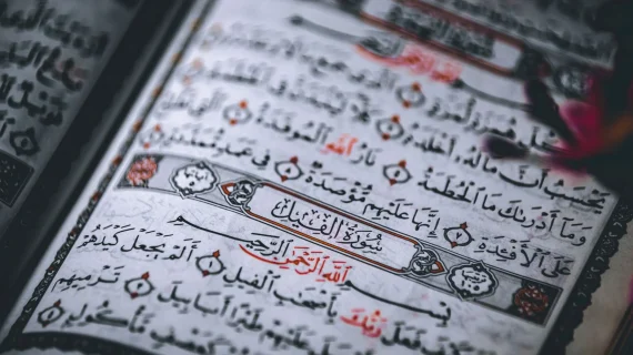 Dampak Positif Al-Qur’an dalam Kehidupan Sehari-hari